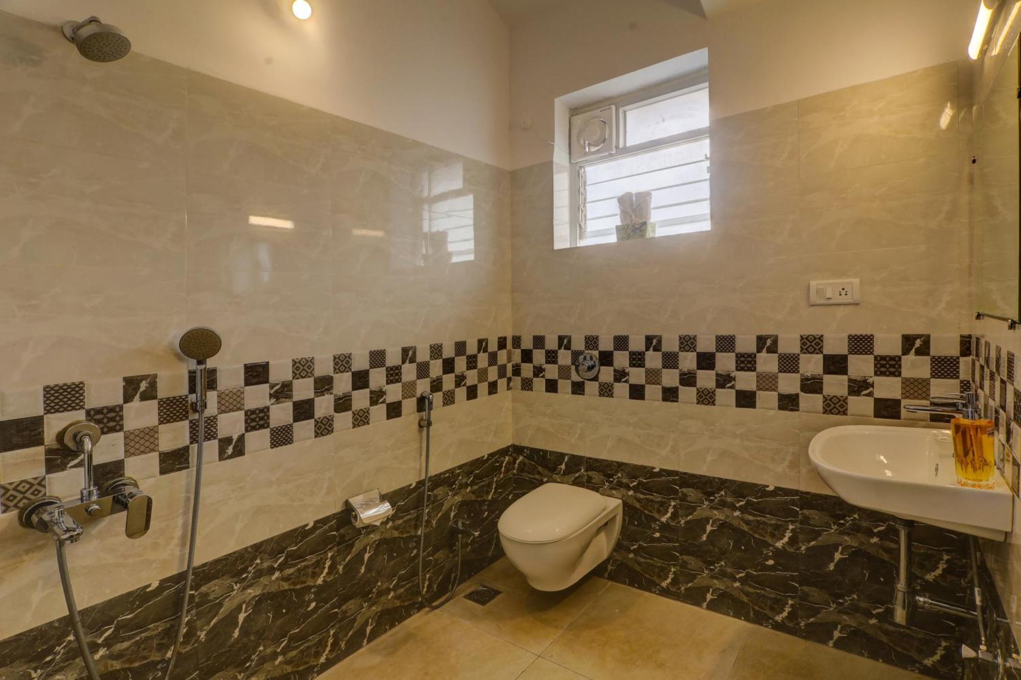 Jaqk Holidays - 9Bhk Villa For Big Groups, Private Pool-Wifi-Cartaker-Parking, North Goa Baga Exterior photo